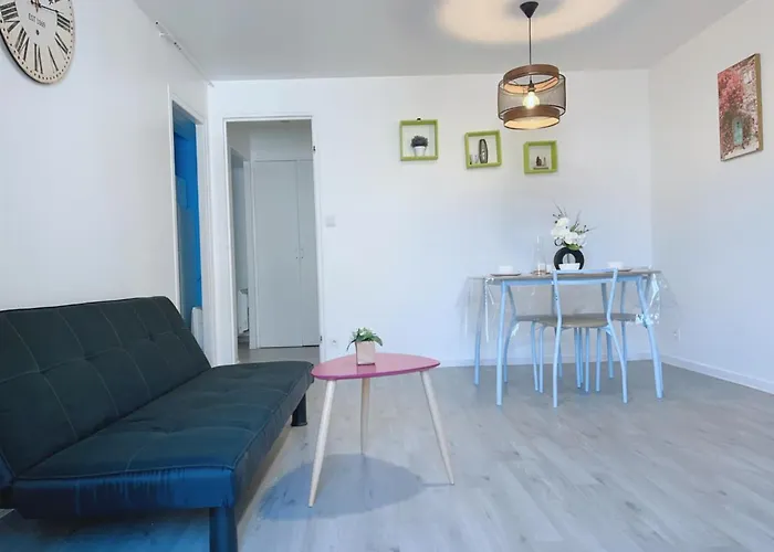 67m2 Hyper Centre: 2 Chambres, Cuisine Tv Wifi *